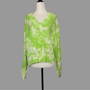 ❤️ L ❤️ NWT Anthro Sweatshirt Tye Dye Lime Green Bright Vneck V-Neck Cotton​